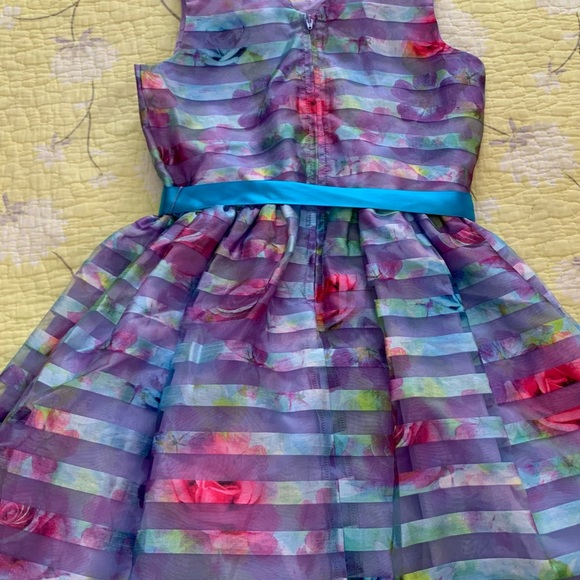 💜 Gorgeous Printed Striped Organza Dress💜 - Picture 3 of 3